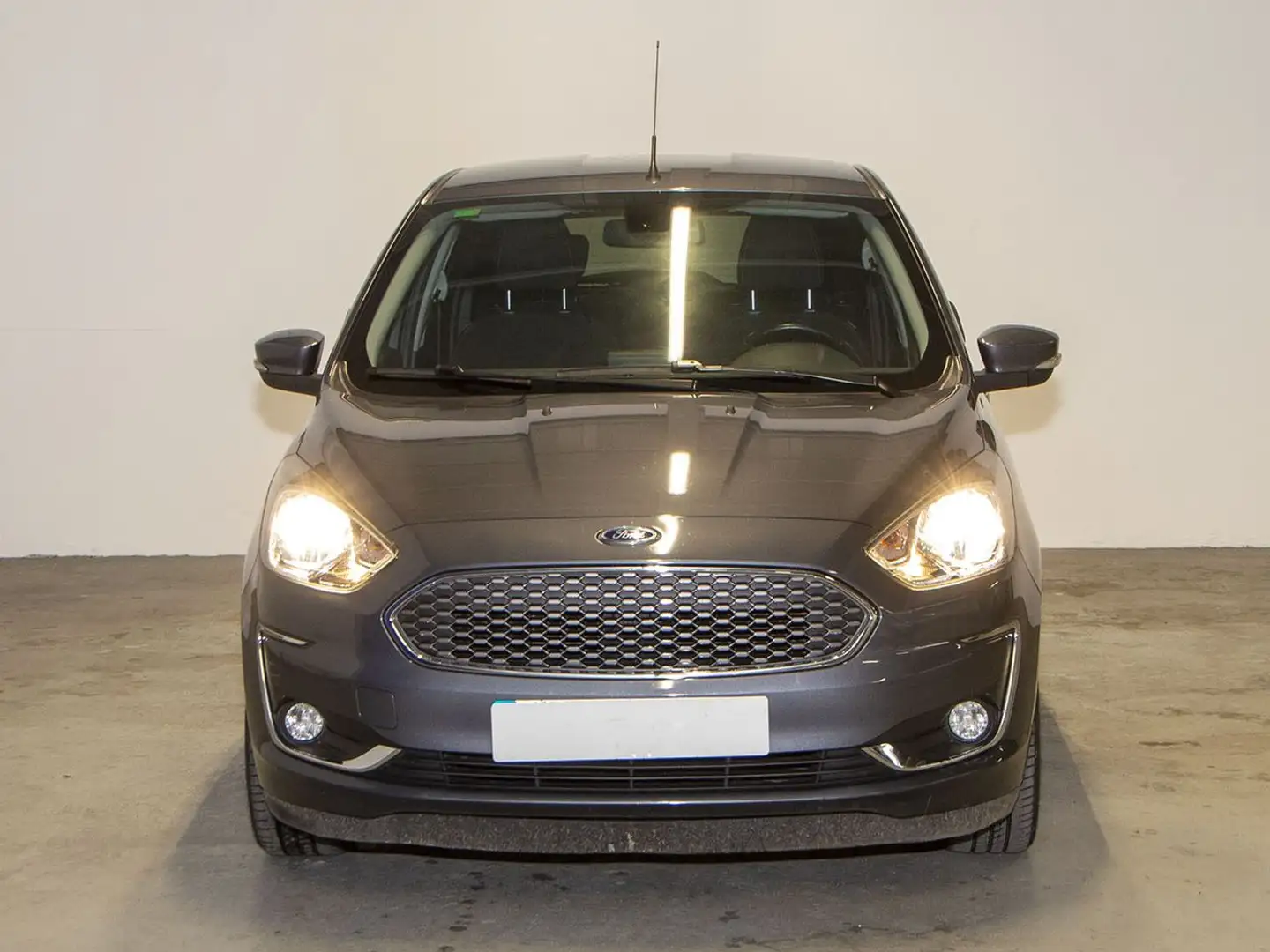 Ford Ka/Ka+ Ka+ 1.19 Ti-VCT Ultimate Gris - 1