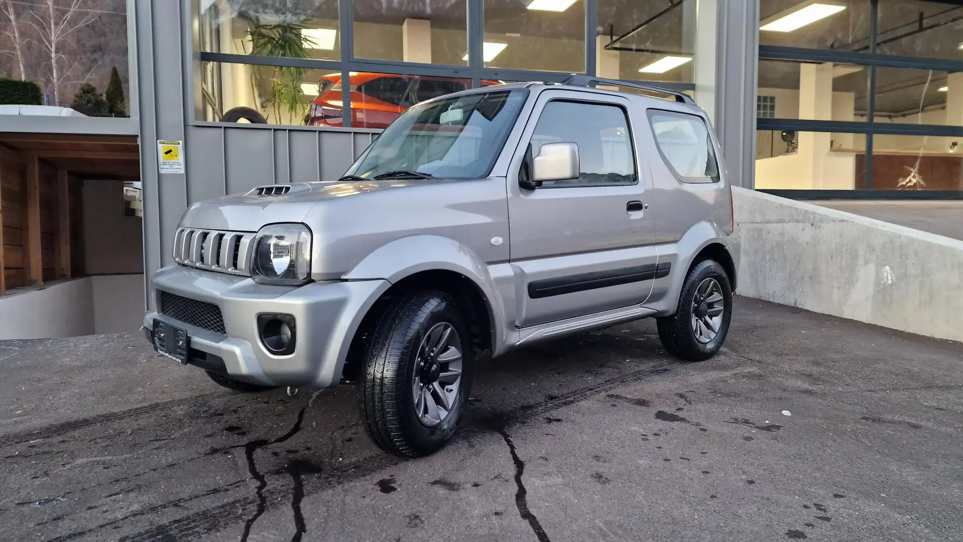 Suzuki Jimny - 1