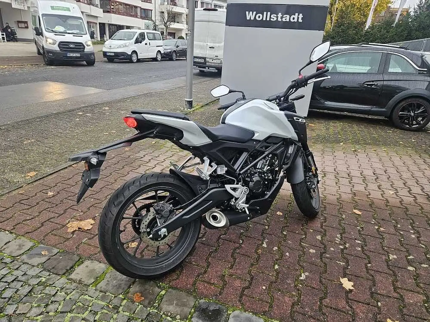 Honda CB 125R Blanc - 2