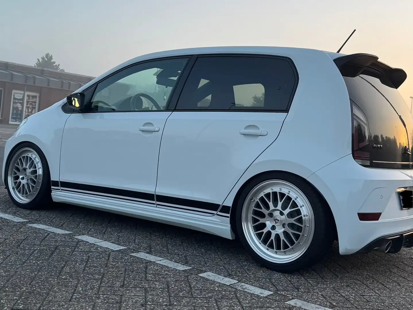 Volkswagen up! up! GTI Weiß - 2