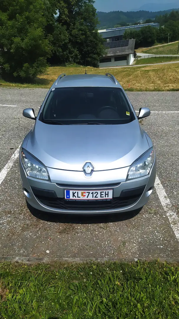 Renault Megane Mégane Grandtour 1,5 dCi Silber - 1