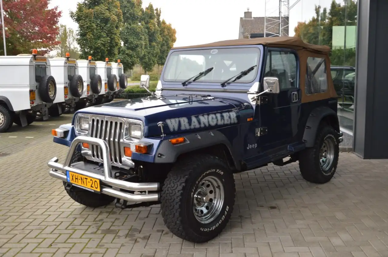 Jeep Wrangler LAREDO *SOFT TOP*, foto 4
