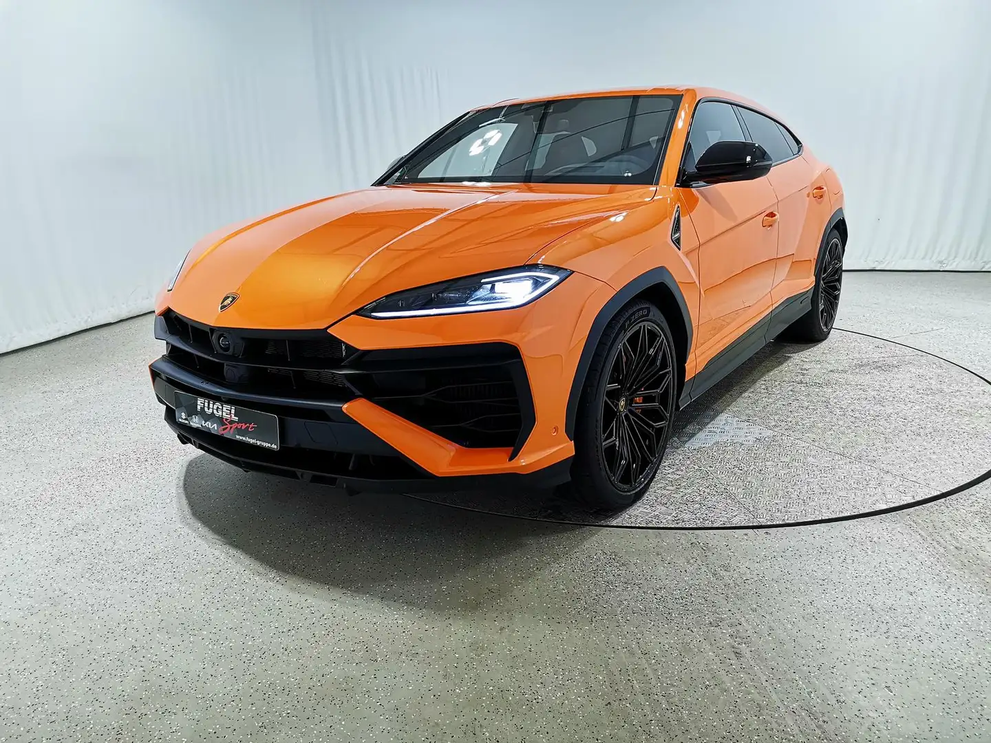 Lamborghini Urus SE 4.0 4WD AT PANO|Bang&Olufsen Orange - 2