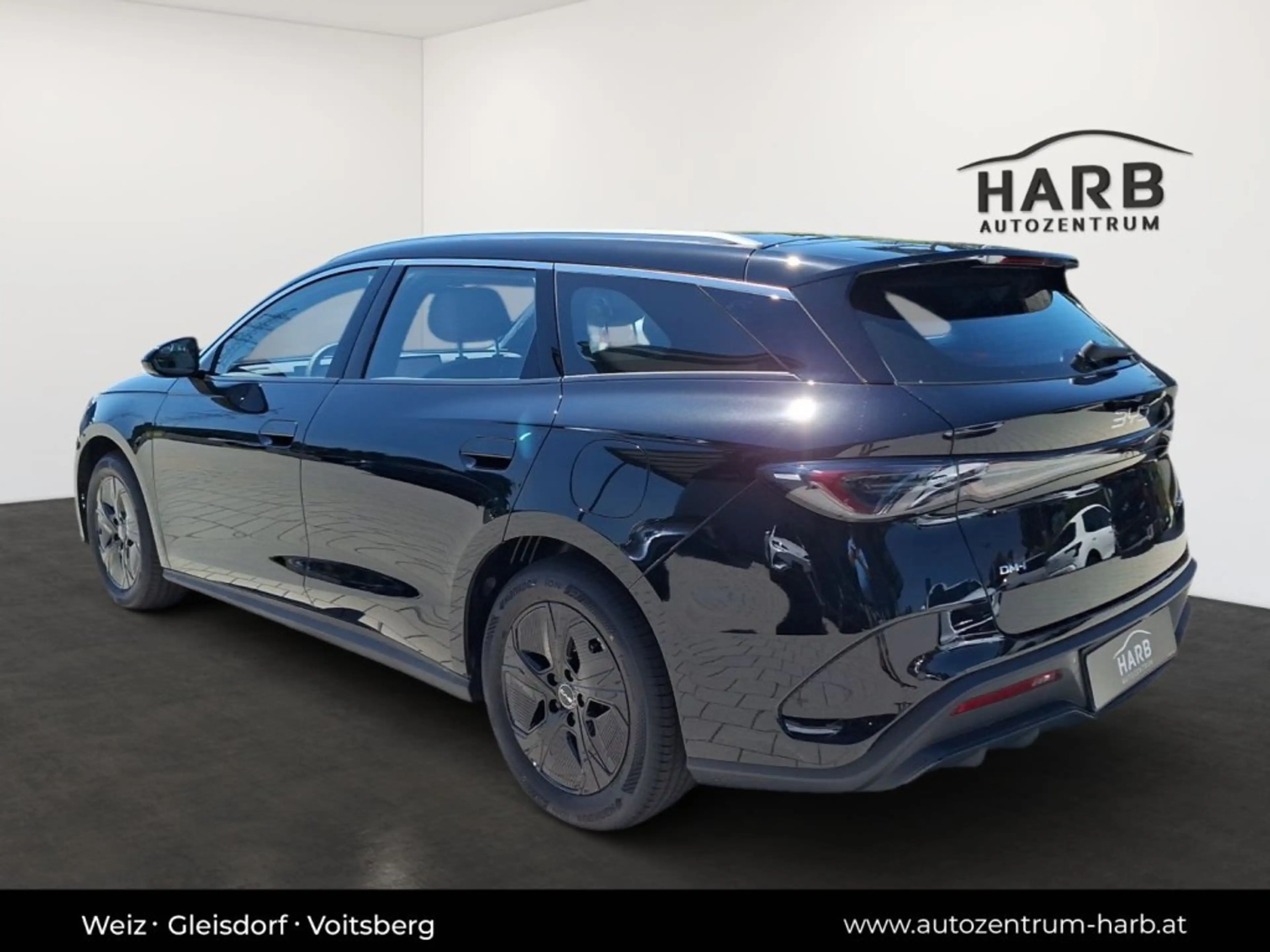BYD Seal 6 DM-i Touring Boost "Harb Limited Edition" — photo 7