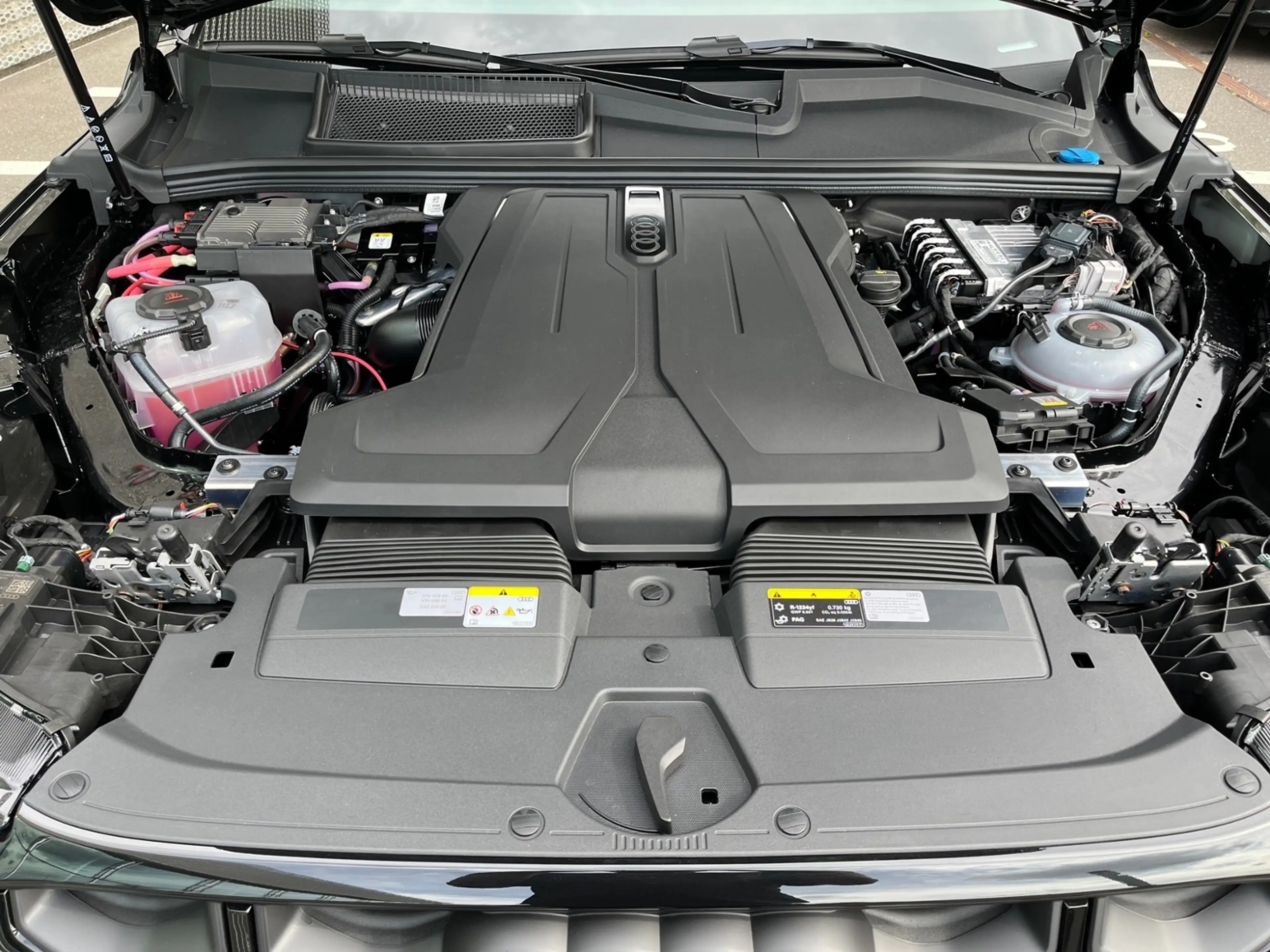 Audi Q7 SUV TDI quattro 220 kW tiptronic KLIMA LED NAVI L — photo 8
