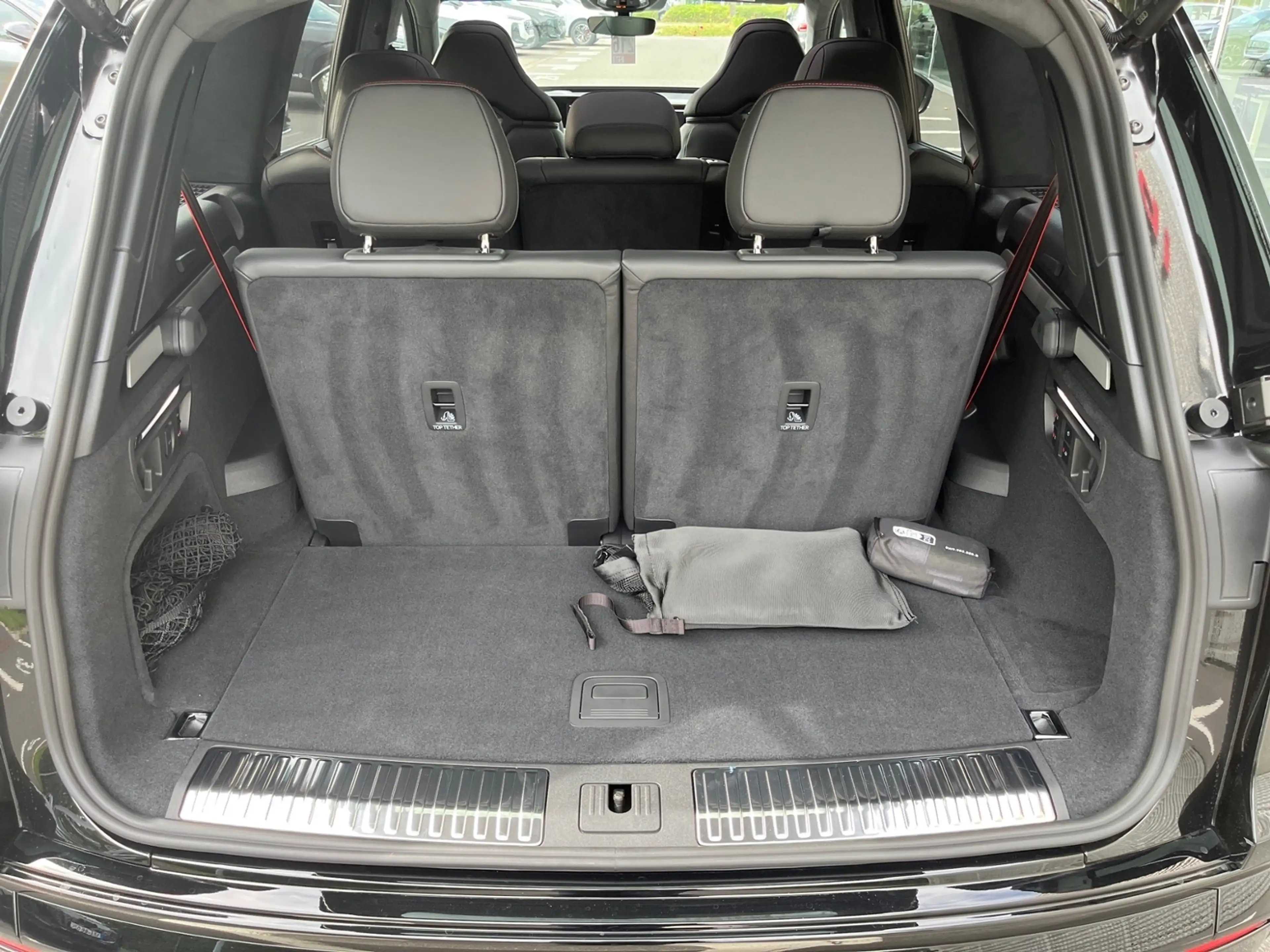 Audi Q7 SUV TDI quattro 220 kW tiptronic KLIMA LED NAVI L — photo 9