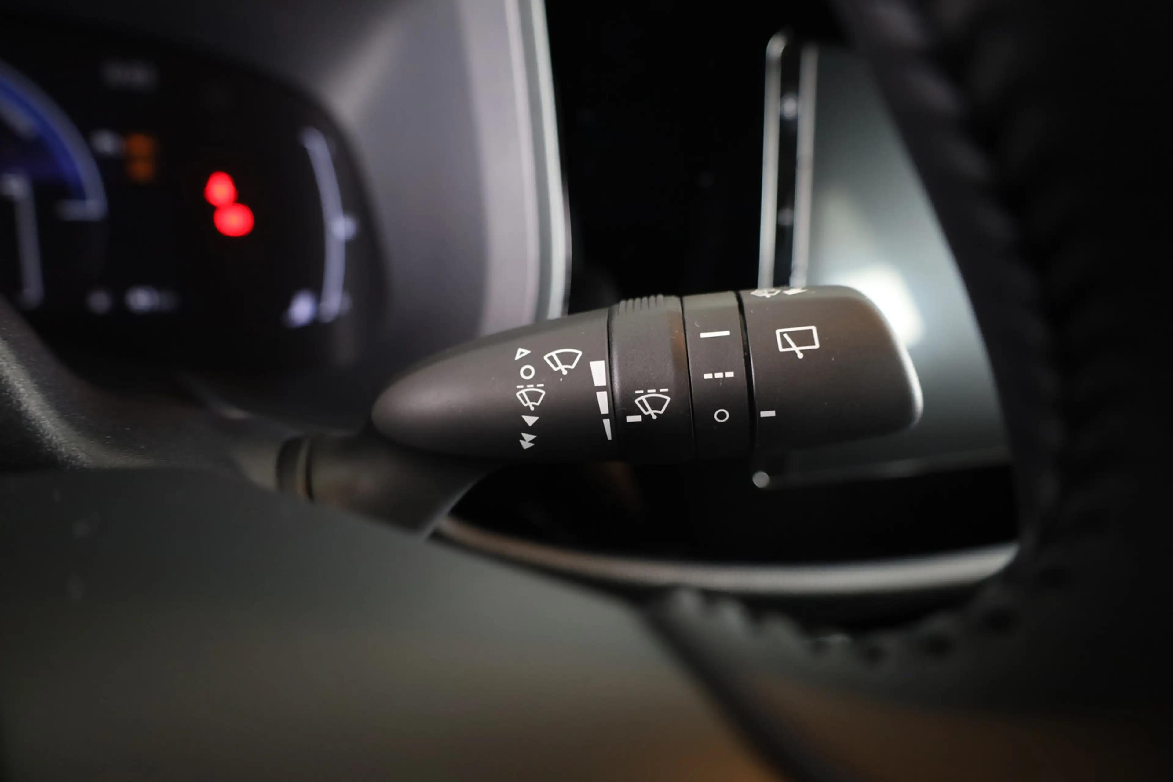 Toyota Aygo X Hybrid 115 Play + Go Pack — photo 6