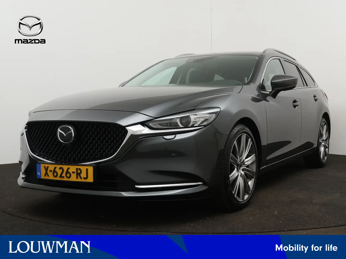 Mazda 6 Sportbreak 2.0 SkyActiv-G 165 Exclusive-Line autom Серый - 1
