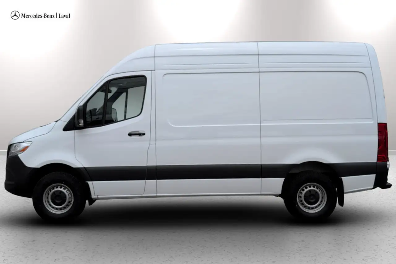 Mercedes-Benz Sprinter снимка Mercedes-Benz Sprinter