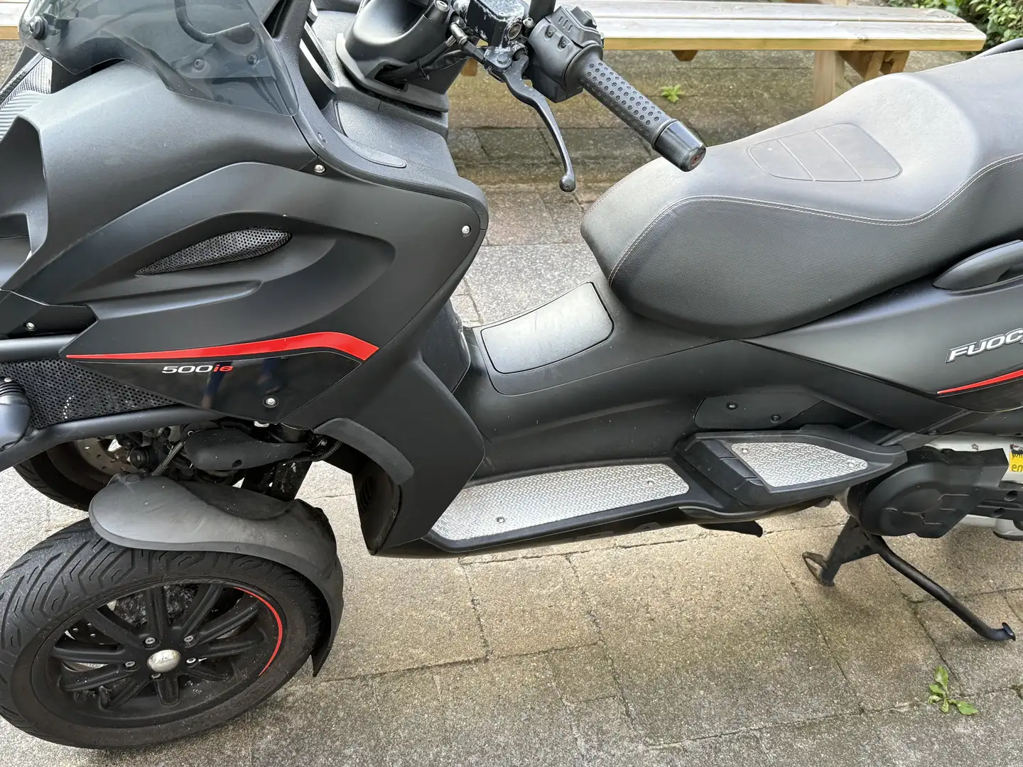 Gilera Fuoco 500 ie Zwart - 2