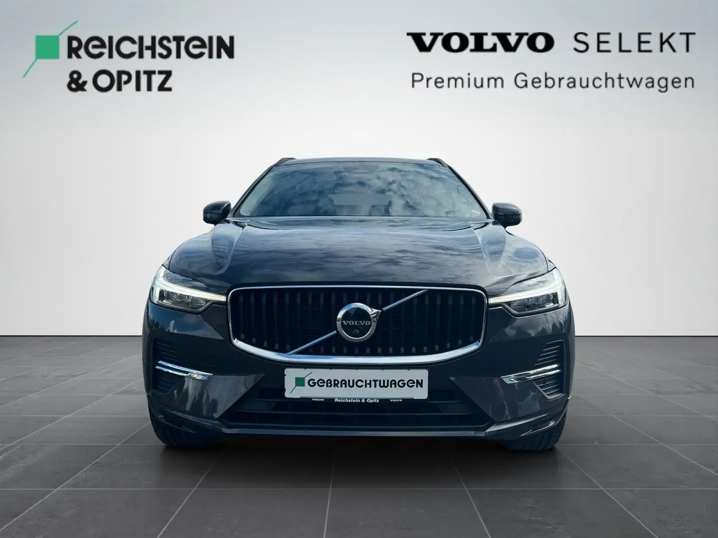 Volvo XC60 B4 D 2.0l Momentum Pro Geartronic AWD Grau - 2