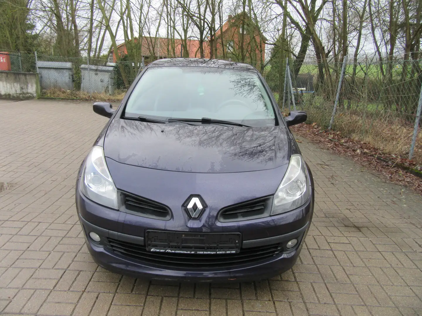 Renault Clio Exception - 1