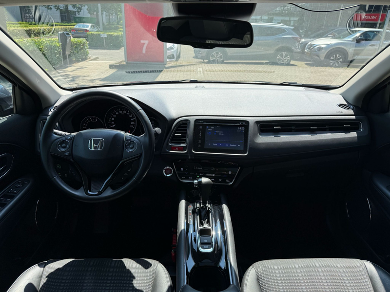 Honda HR-V 1.5 i-VTEC Executive | Panorama | Clima | Cruise | — photo 6