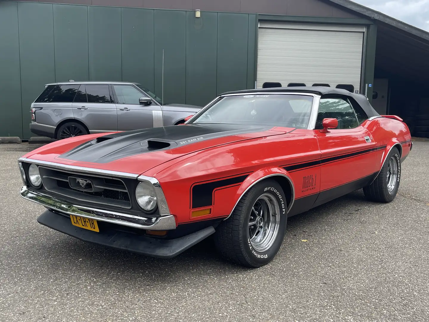 Ford Mustang Convertible V8 351 Rouge - 1