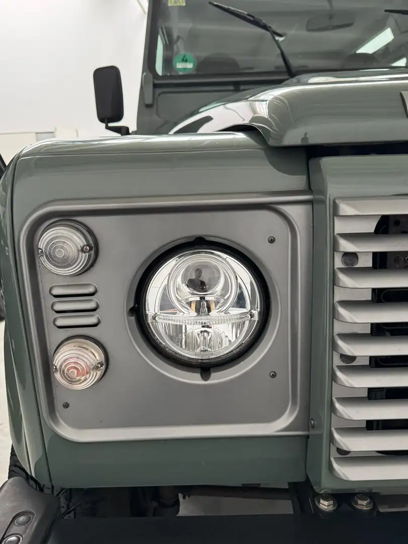 Land Rover Defender Defender 90 DPF Station Wagon Heritage Vert - 1
