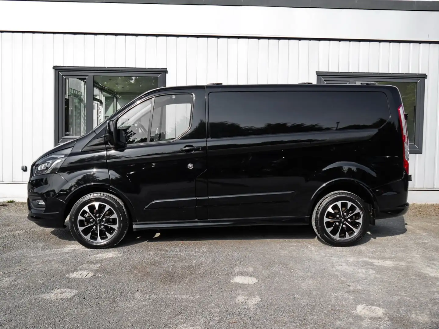 Ford Transit Custom Sport 310 L1 Xenon+Navi+DAB Klima Xenon Navi Černá - 2