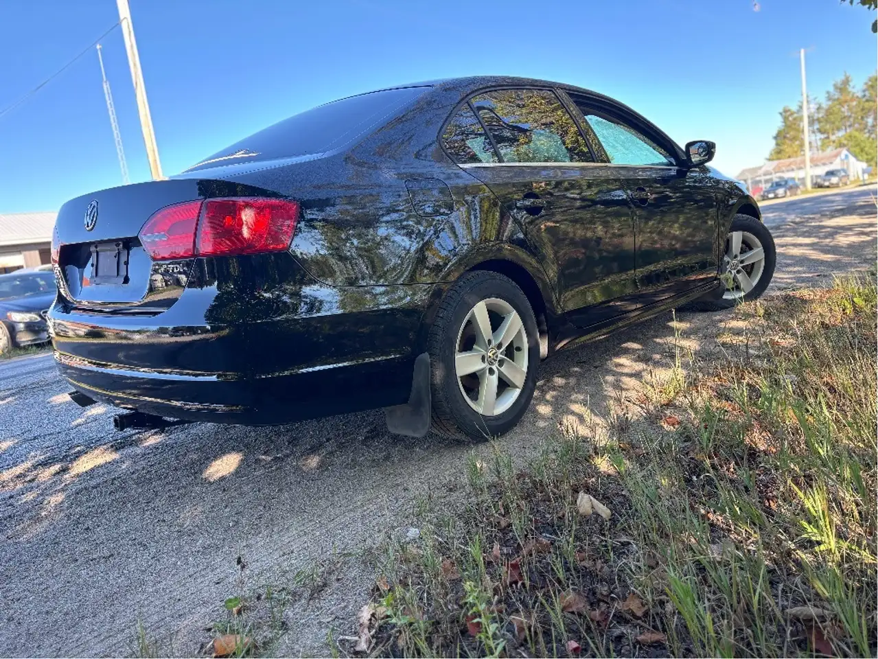 Volkswagen Jetta снимка Volkswagen Jetta