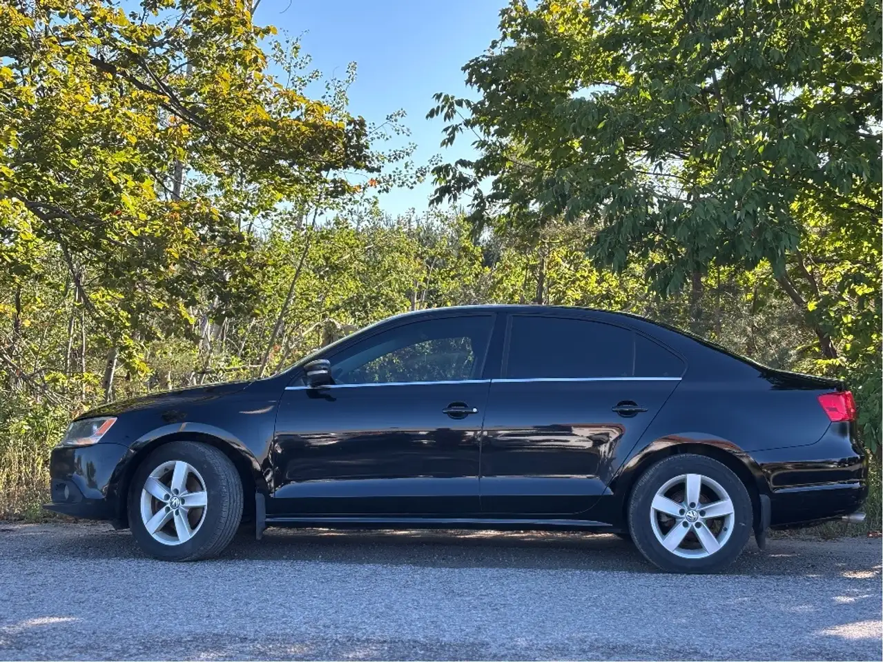 Volkswagen Jetta снимка Volkswagen Jetta