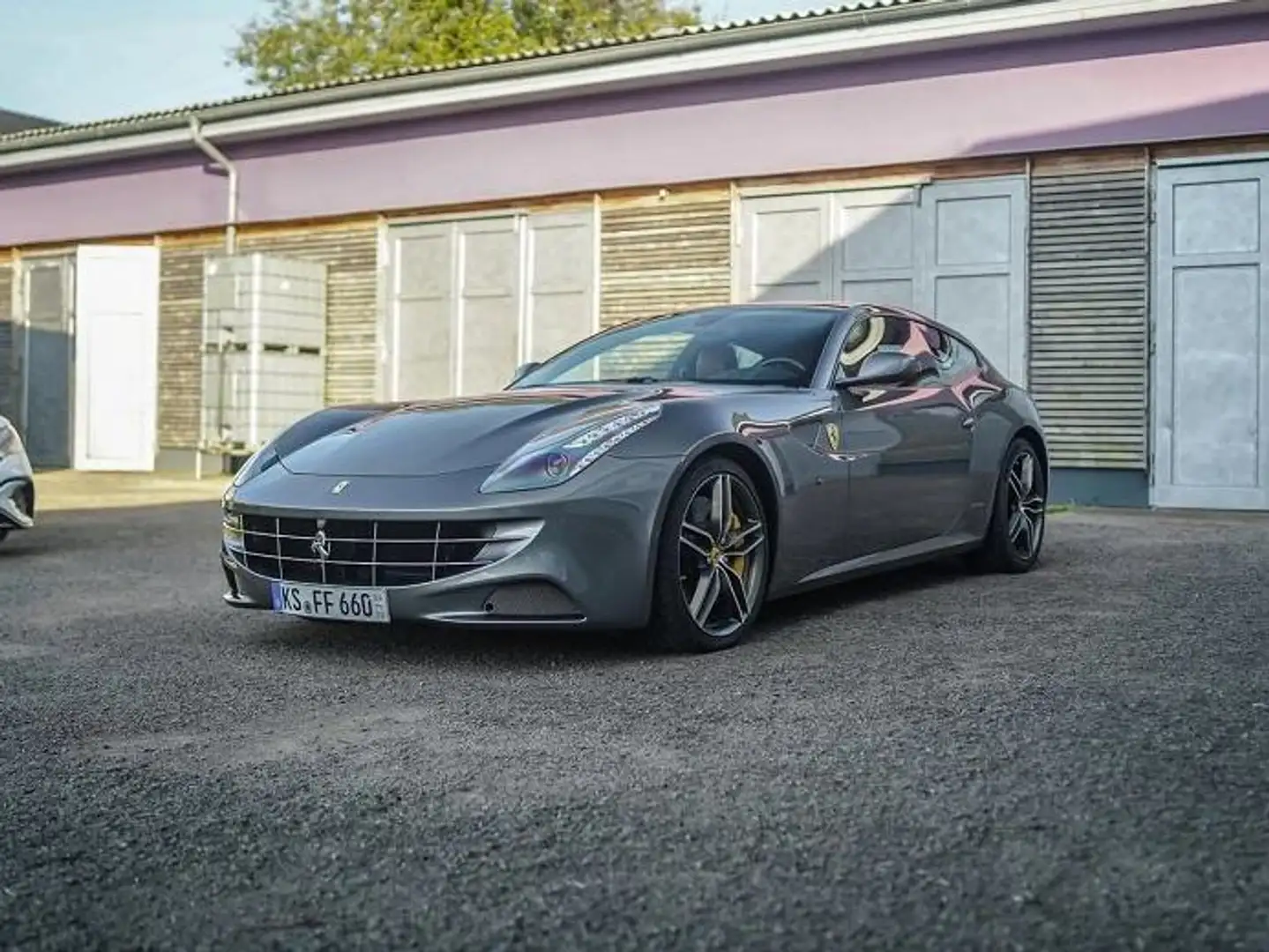 Ferrari FF FF Aus 2. Hand Grau Grau - 1