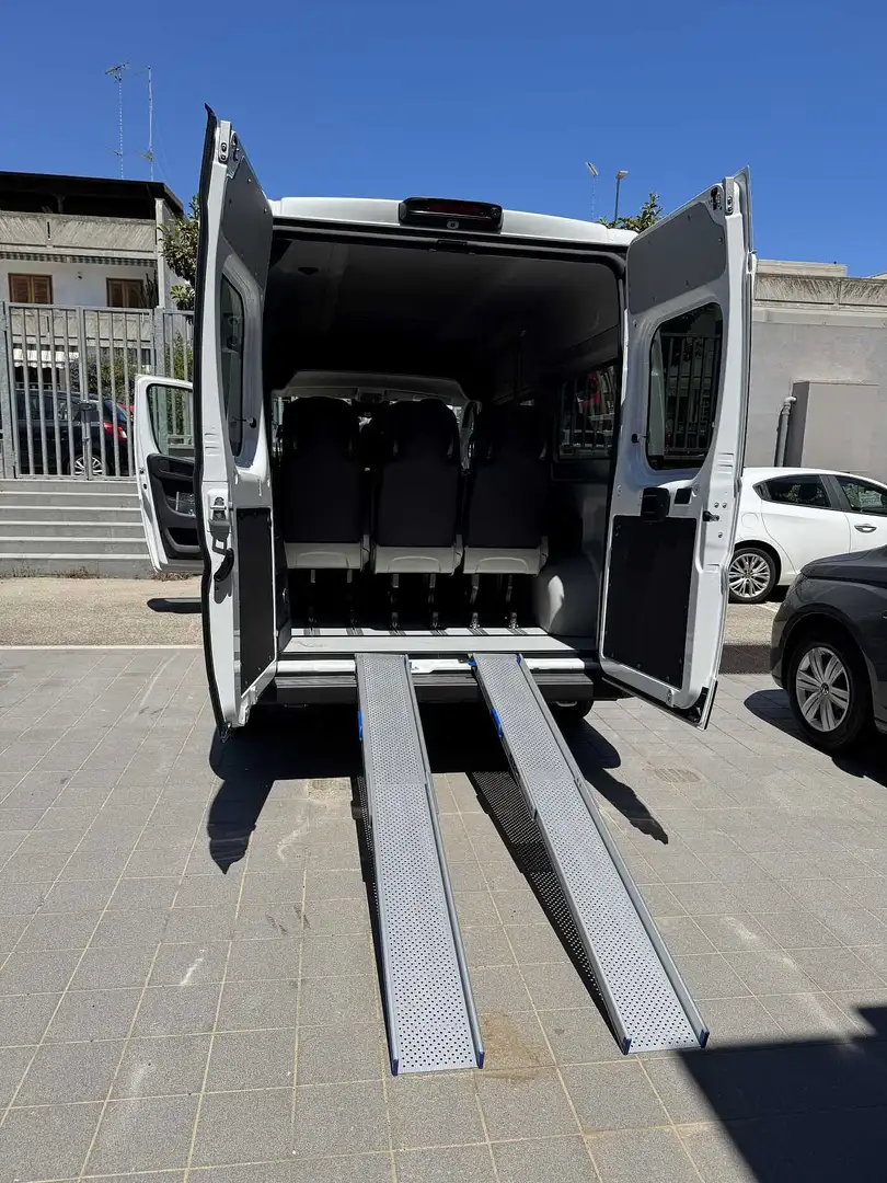 Peugeot Boxer 335  BlueHDi 140 S&S vetrato L2H2 - 2