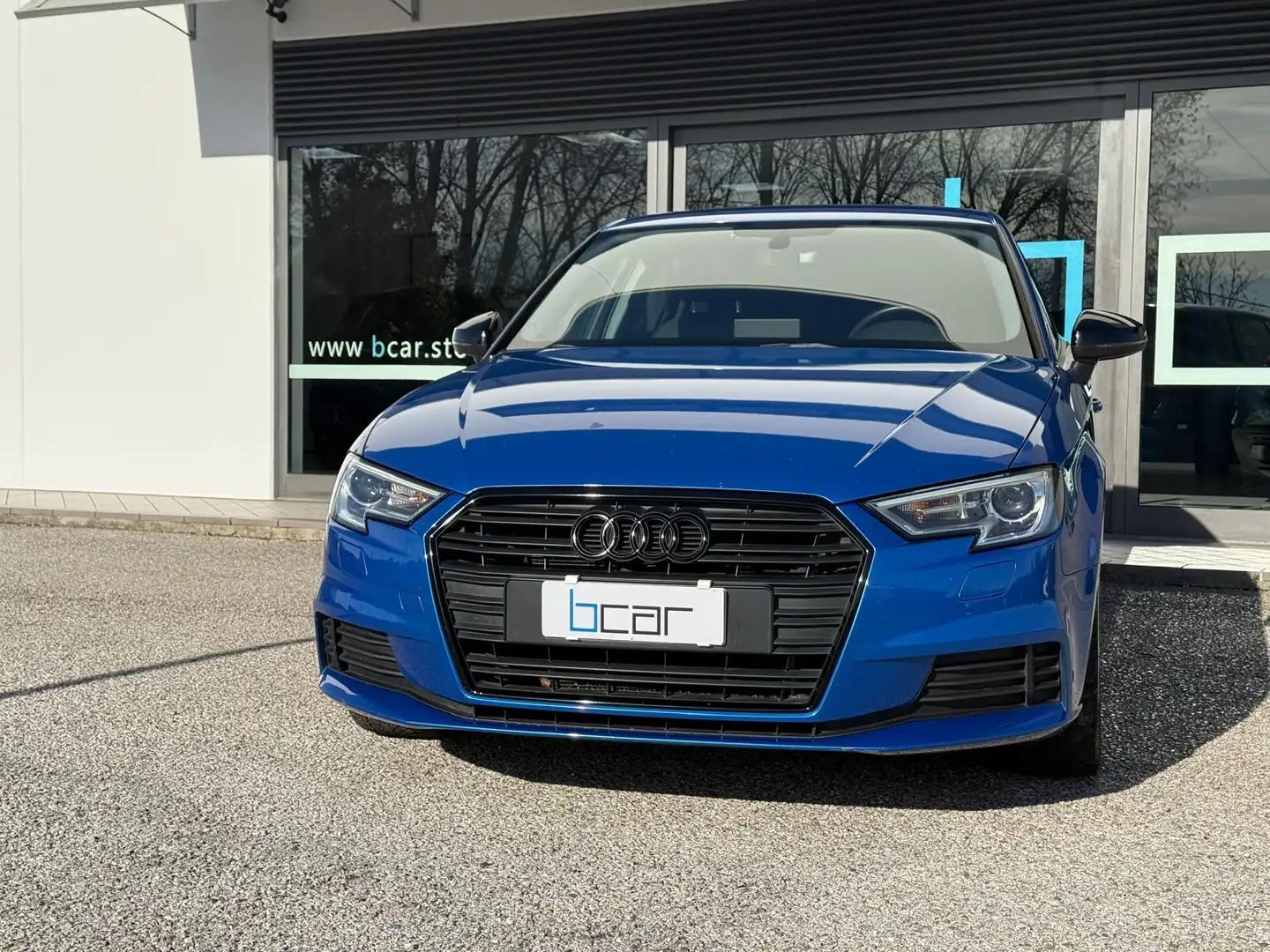 Audi A3 2016 Sportback 30 1.6 tdi Business 116cv s-tronic Blu/Azzurro - 1