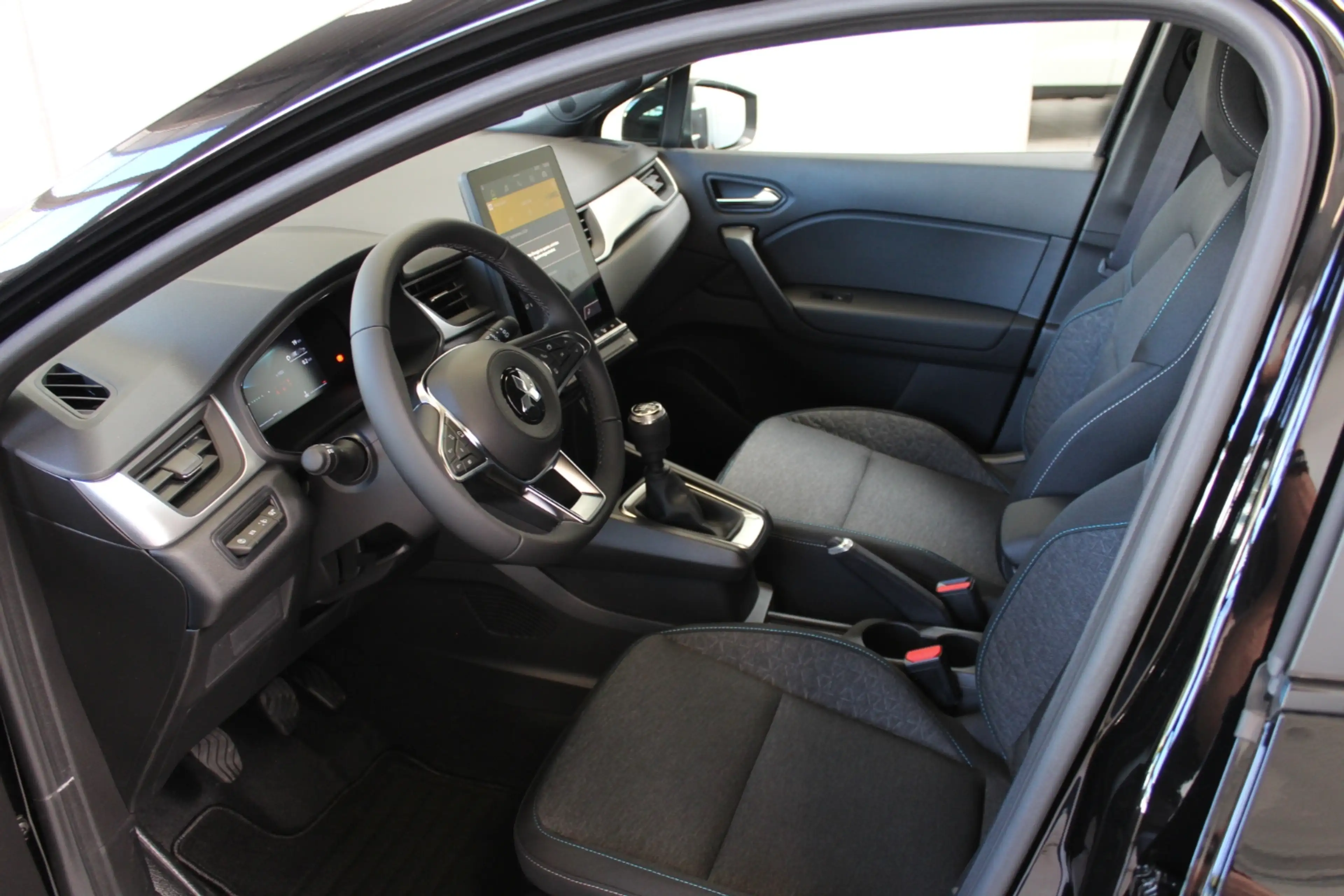 Mitsubishi ASX Black 1.2 6MT — photo 9