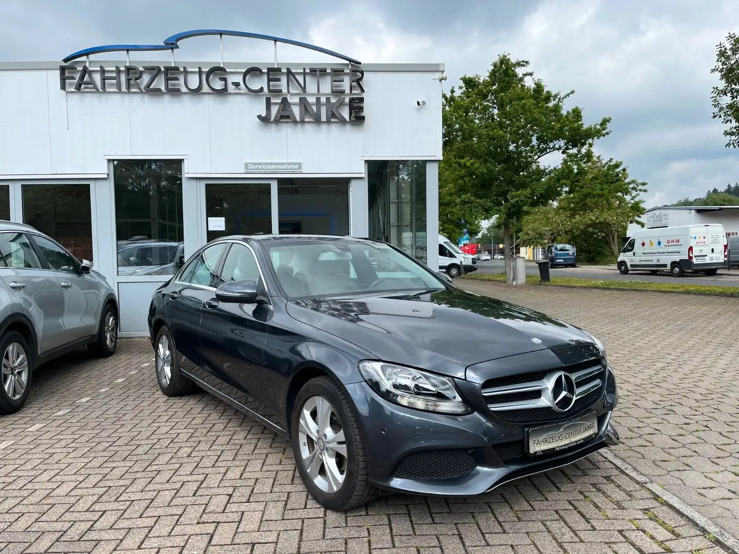 Mercedes-Benz C 180 CGI C-Klasse Сірий - 1