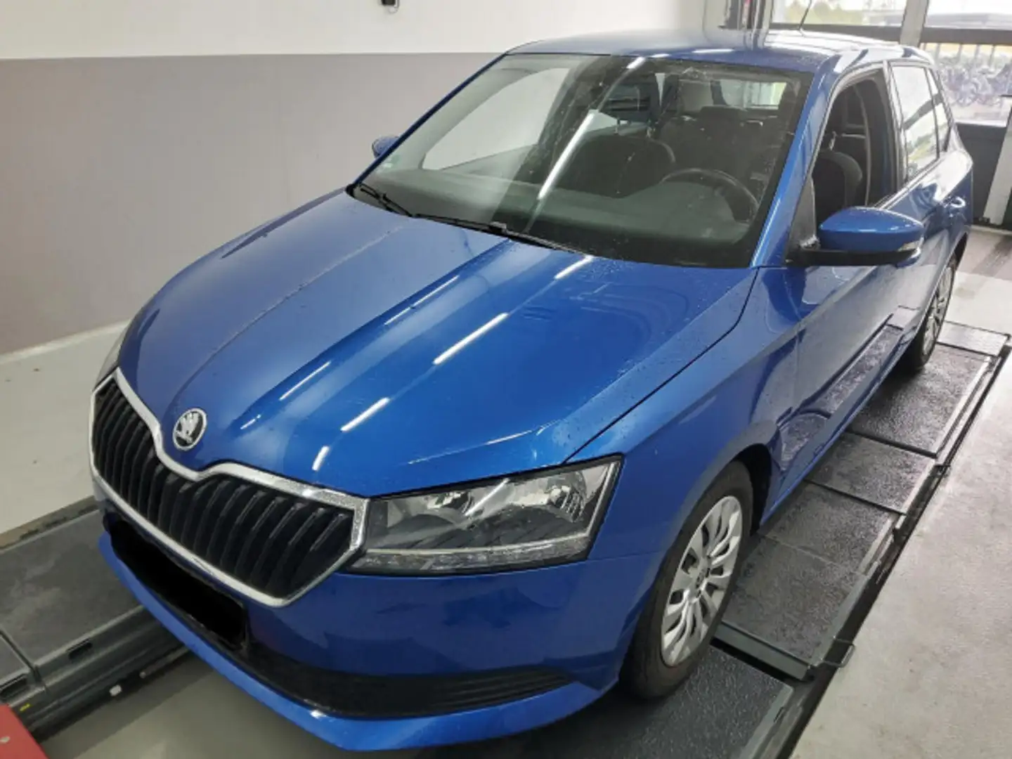 Skoda Fabia Ambition 1.0 TSI *NAVI*FRONT*8fach bereift Blauw - 2
