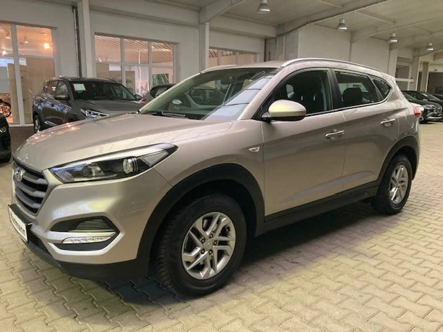 Hyundai TUCSON blue Classic 2WD Beige - 1