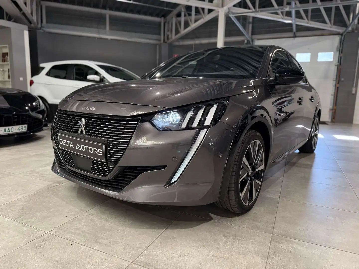 Peugeot 208 BlueHDi 100 GT Pack - Camera/GPS/Carplay Brun - 2