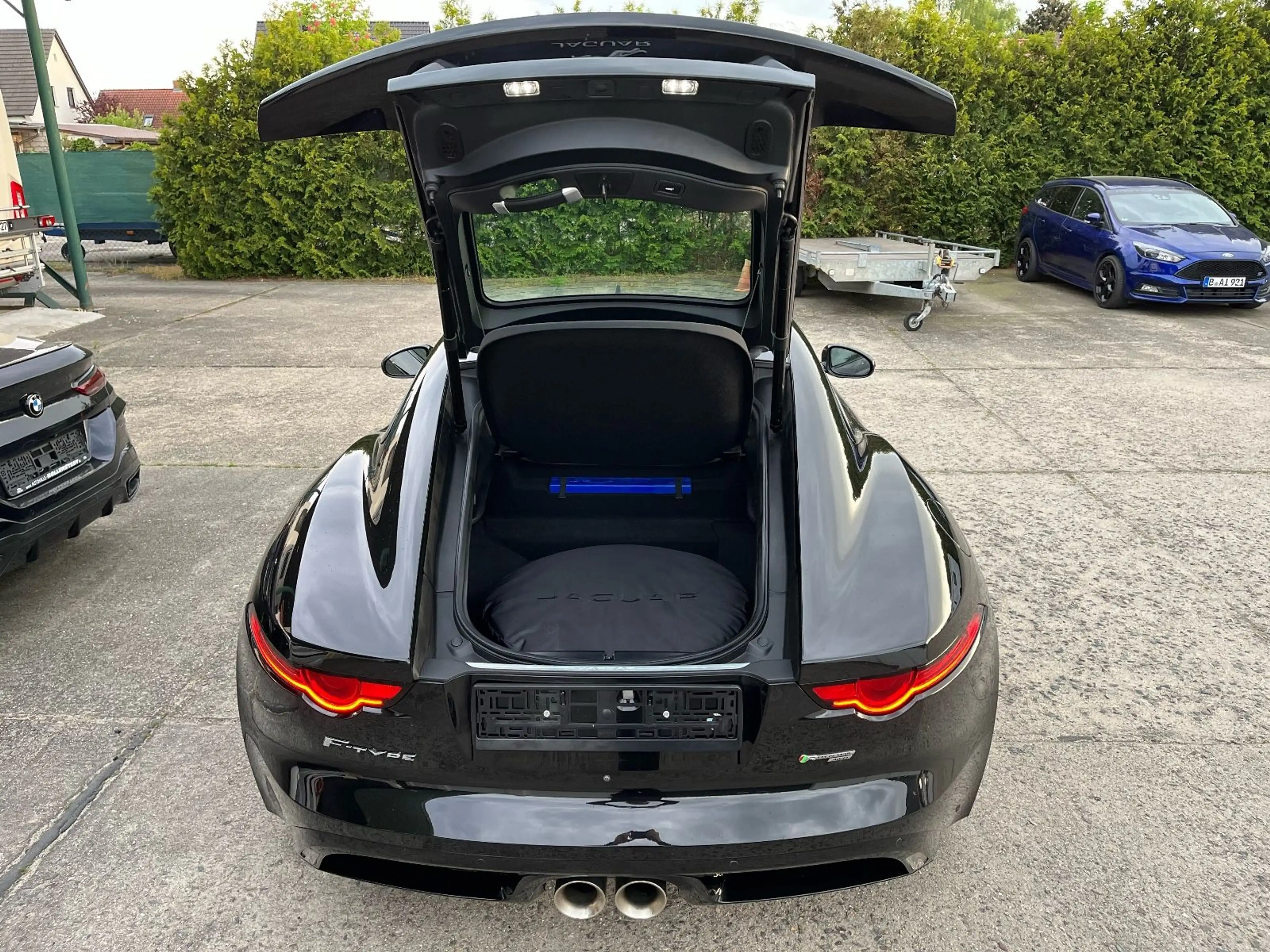 Jaguar F-Type 3.0 L P380 R-Dynamic AWD Face-Lift Panor — photo 7