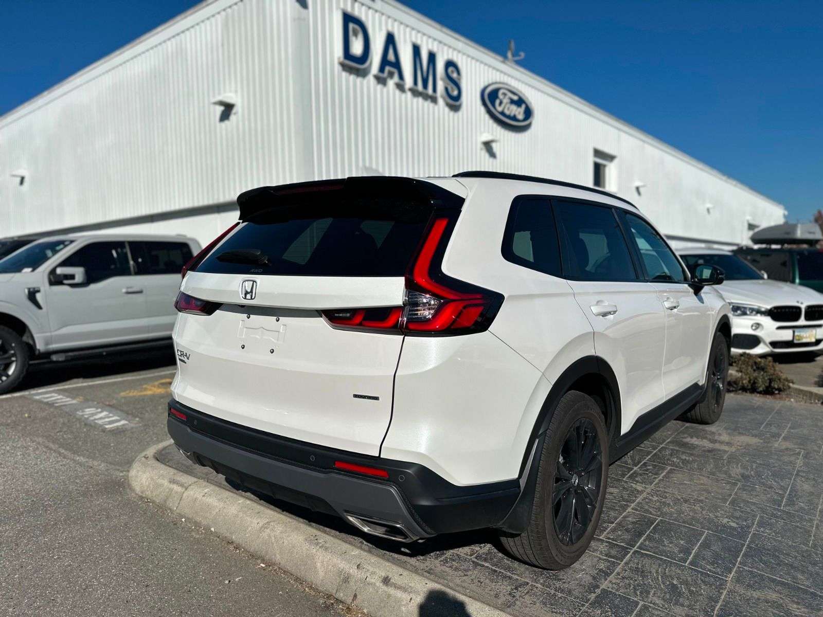 2026 Honda CR-V Touring AWD — photo 3