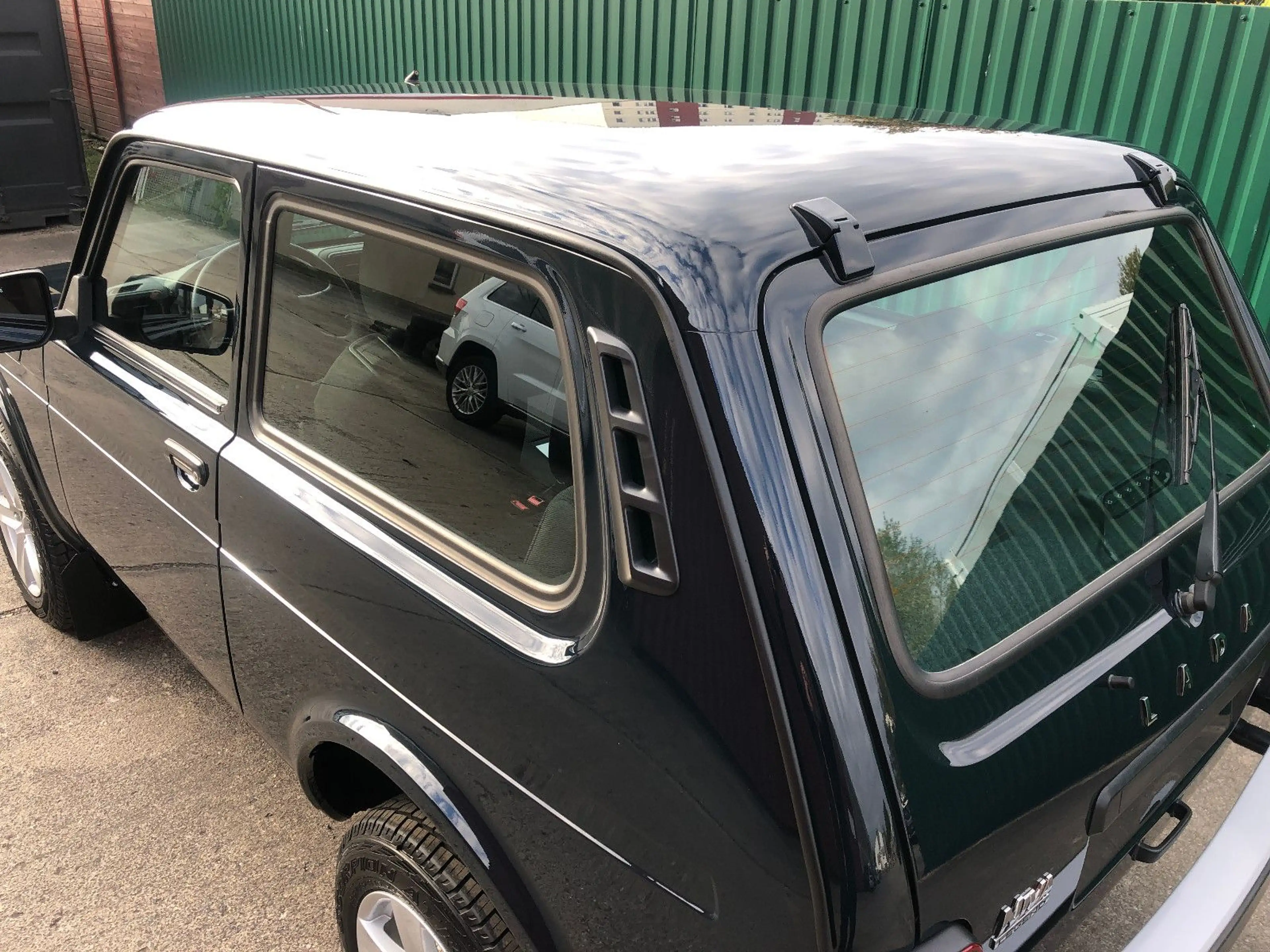 Lada Niva "PREMIUM PLUS" KLIMA/ SITZHEIZUNG AET-2026! — photo 4