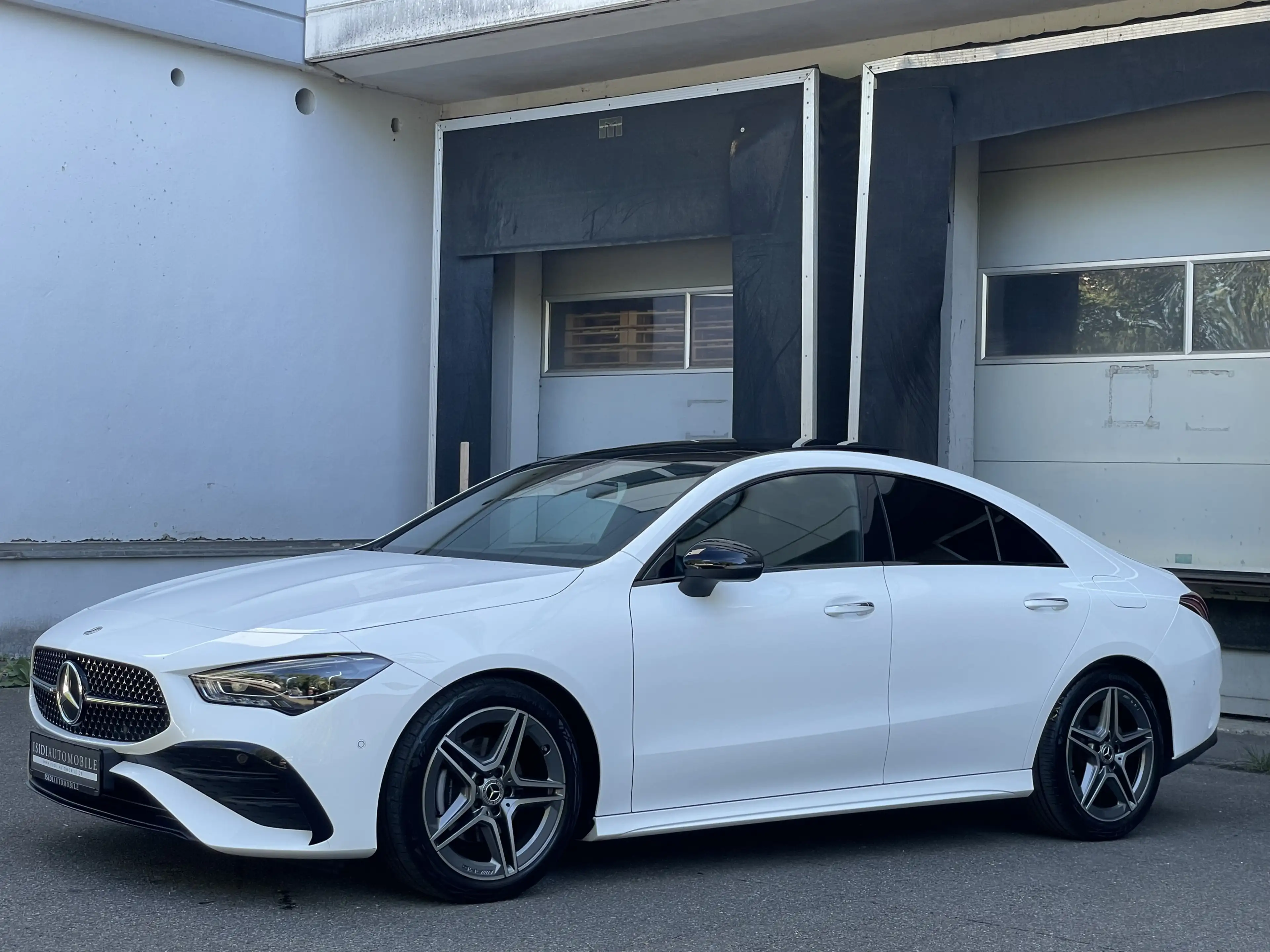 Mercedes-Benz CLA 180 AMG Night LED ACC MBUX Pano Kamera AHK — photo 2