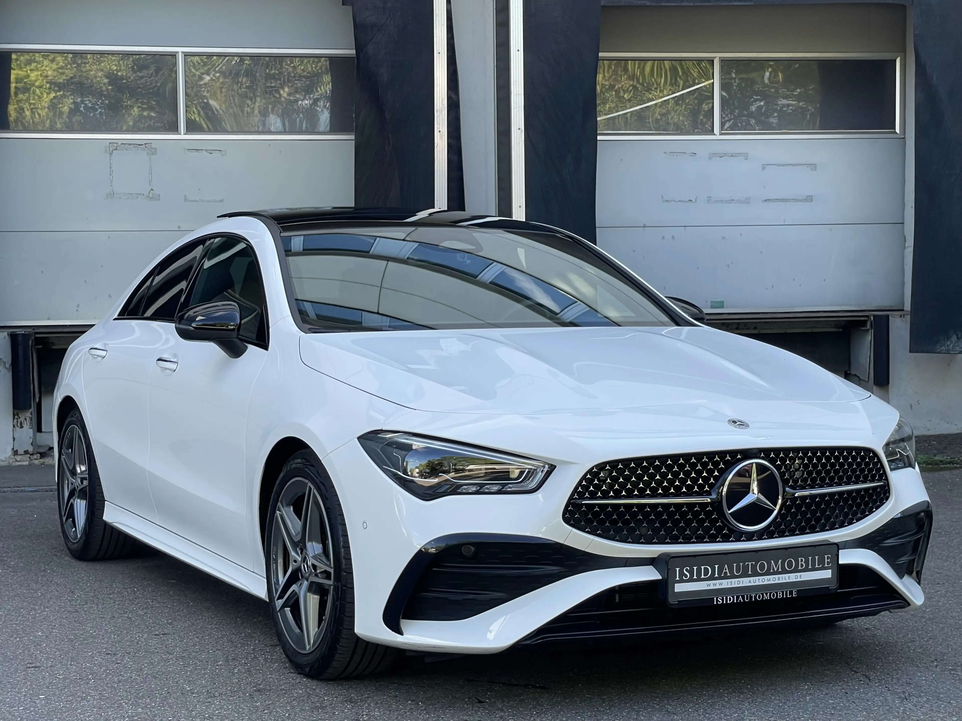 Mercedes-Benz CLA 180 AMG Night LED ACC MBUX Pano Kamera AHK — photo 9