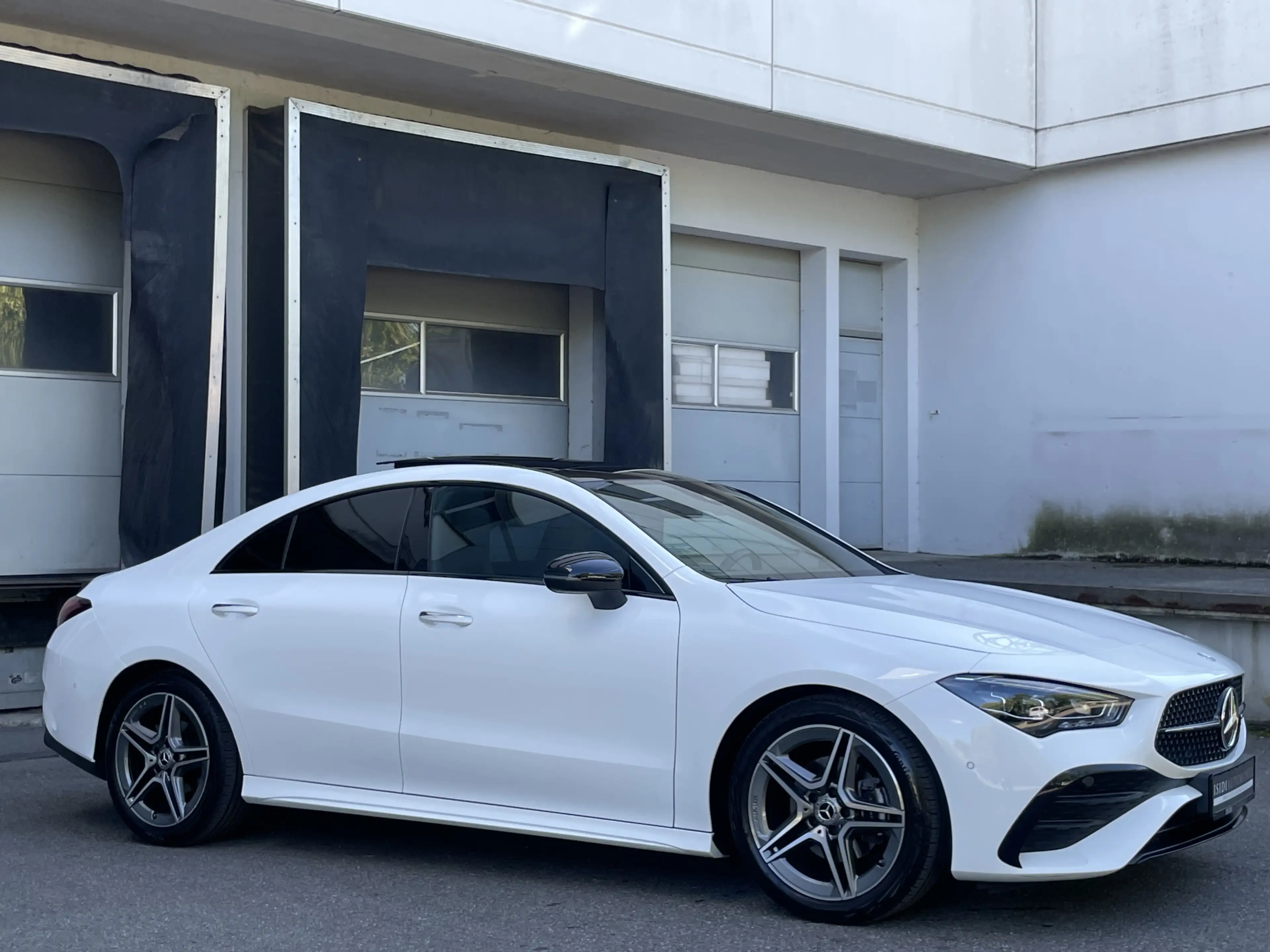 Mercedes-Benz CLA 180 AMG Night LED ACC MBUX Pano Kamera AHK — photo 8