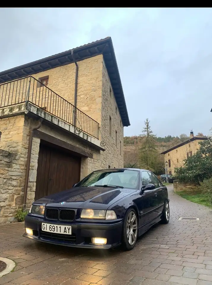 BMW 328i, foto 2