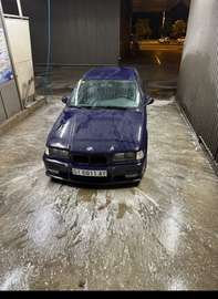 328i