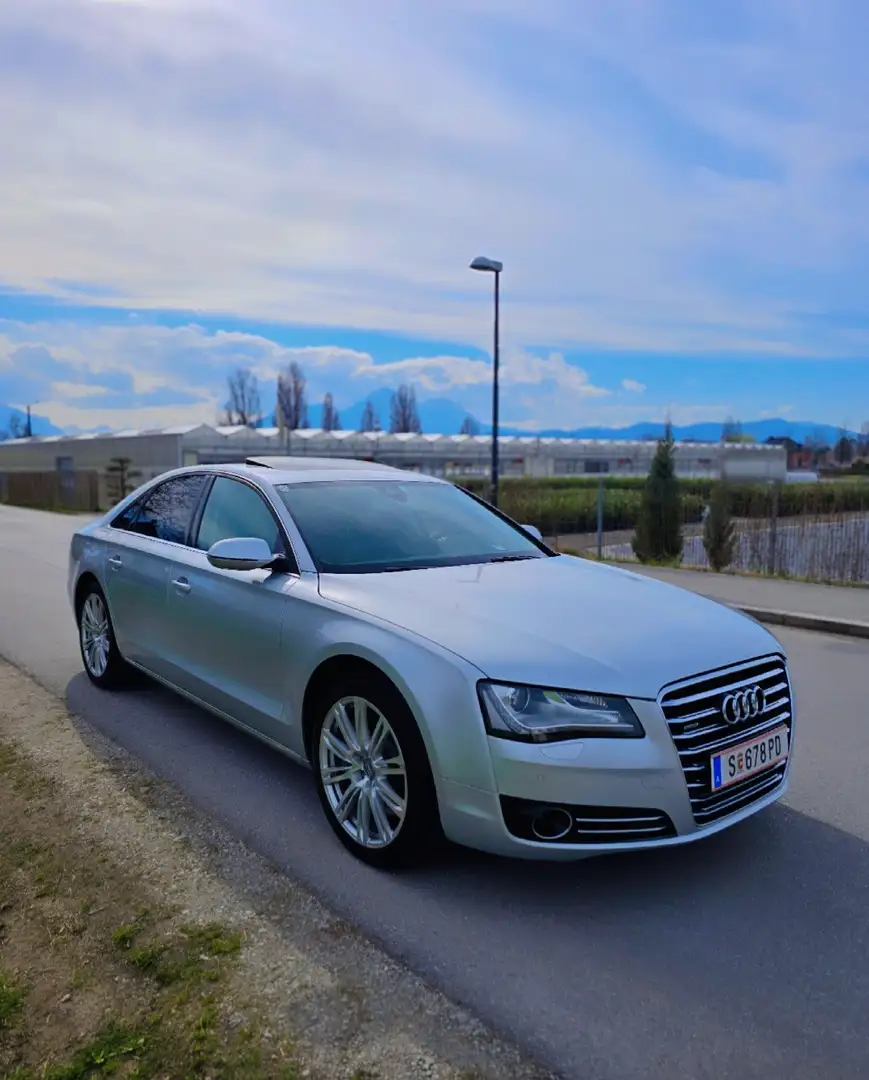 Audi A8 4,2 TDI quattro Tiptronic Silber - 1