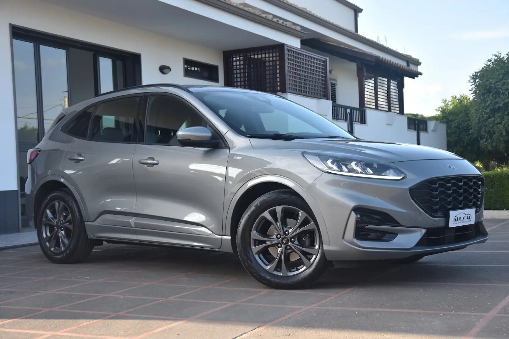 Ford Kuga 2.0 EcoBlue Hybrid 150 CV 2WD ST-Line Grigio - 1