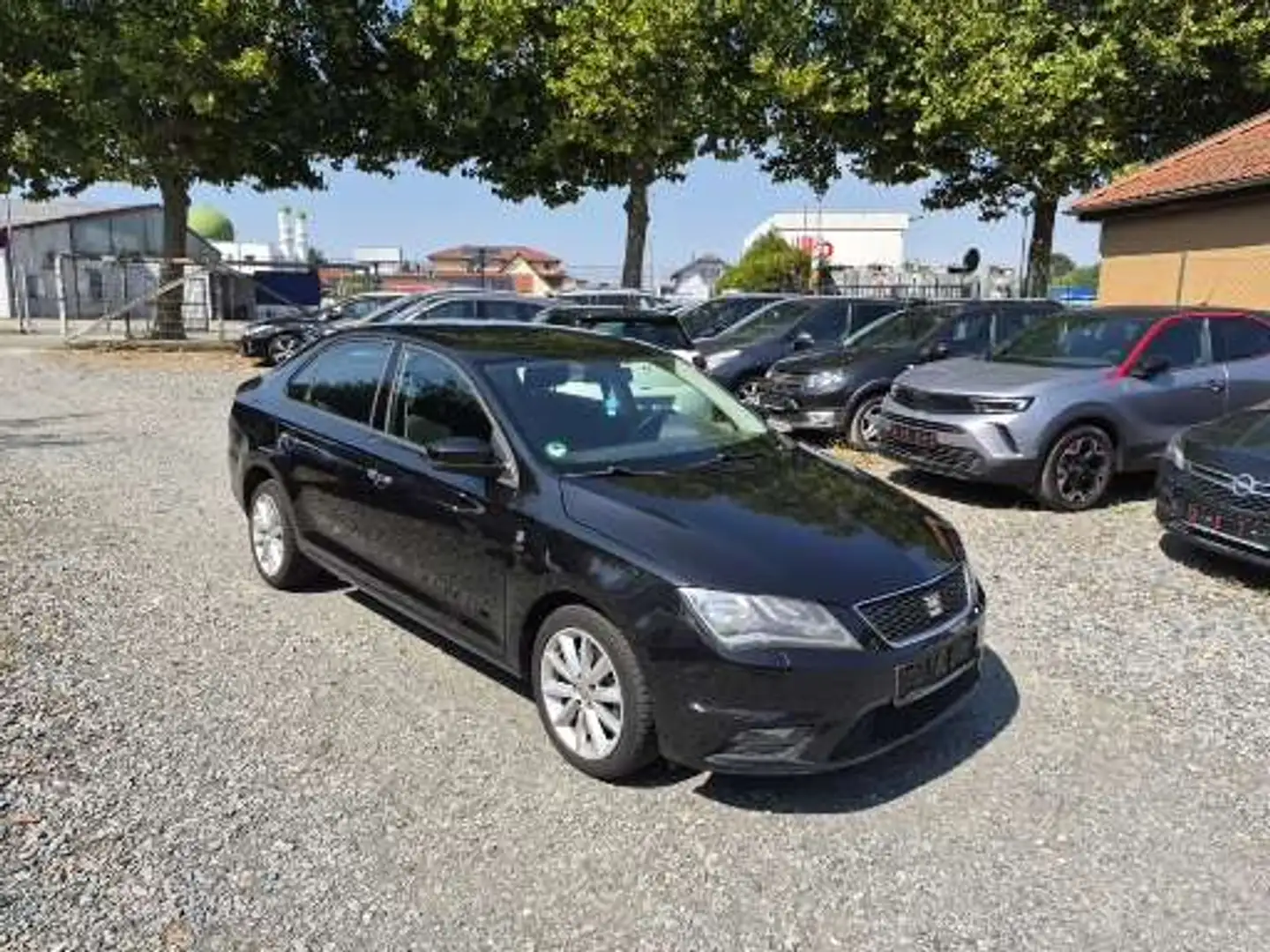 SEAT Toledo Toledo 1.4 TSI DSG Style Schwarz - 2