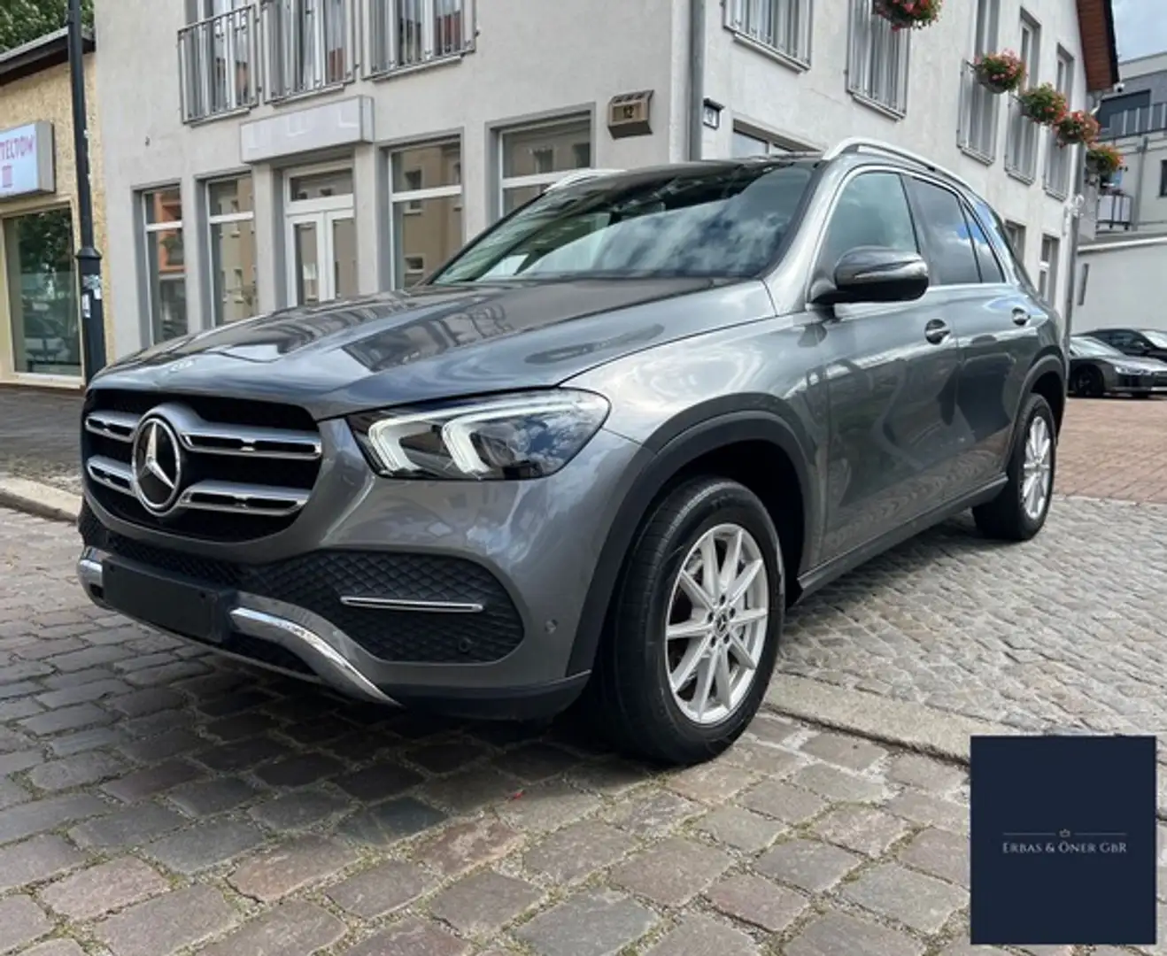 Mercedes-Benz GLE 300 d 4Matic LED*STANDH*SHZ*SPUR*MBUX*360° Gris - 1