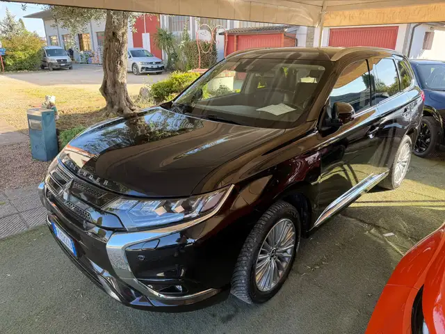 Mitsubishi Outlander Outlander III 2018 phev 2.4 Diamond 4wd