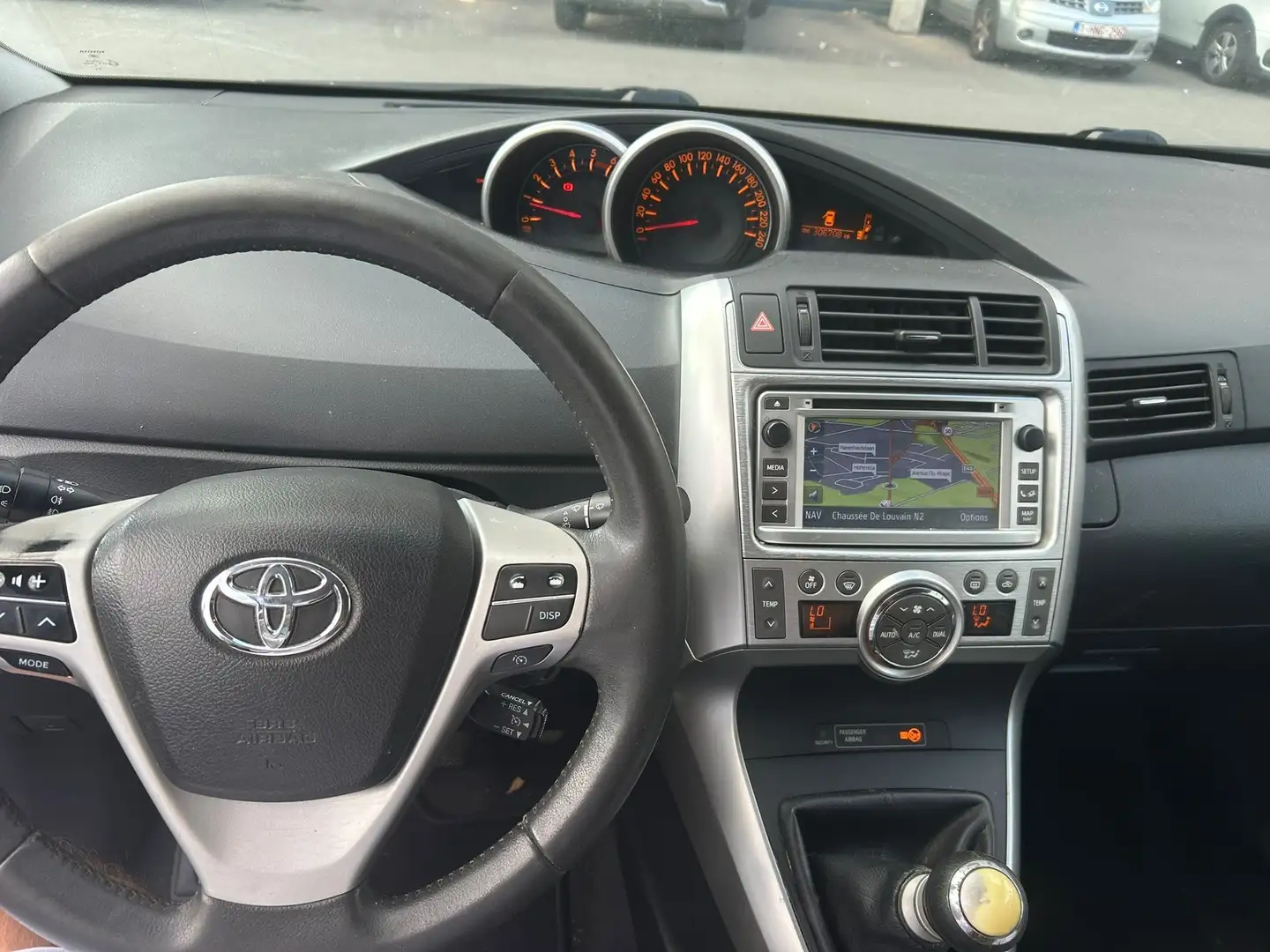 Toyota Corolla Verso 2.0 Turbo D4D Linea Luna - 2
