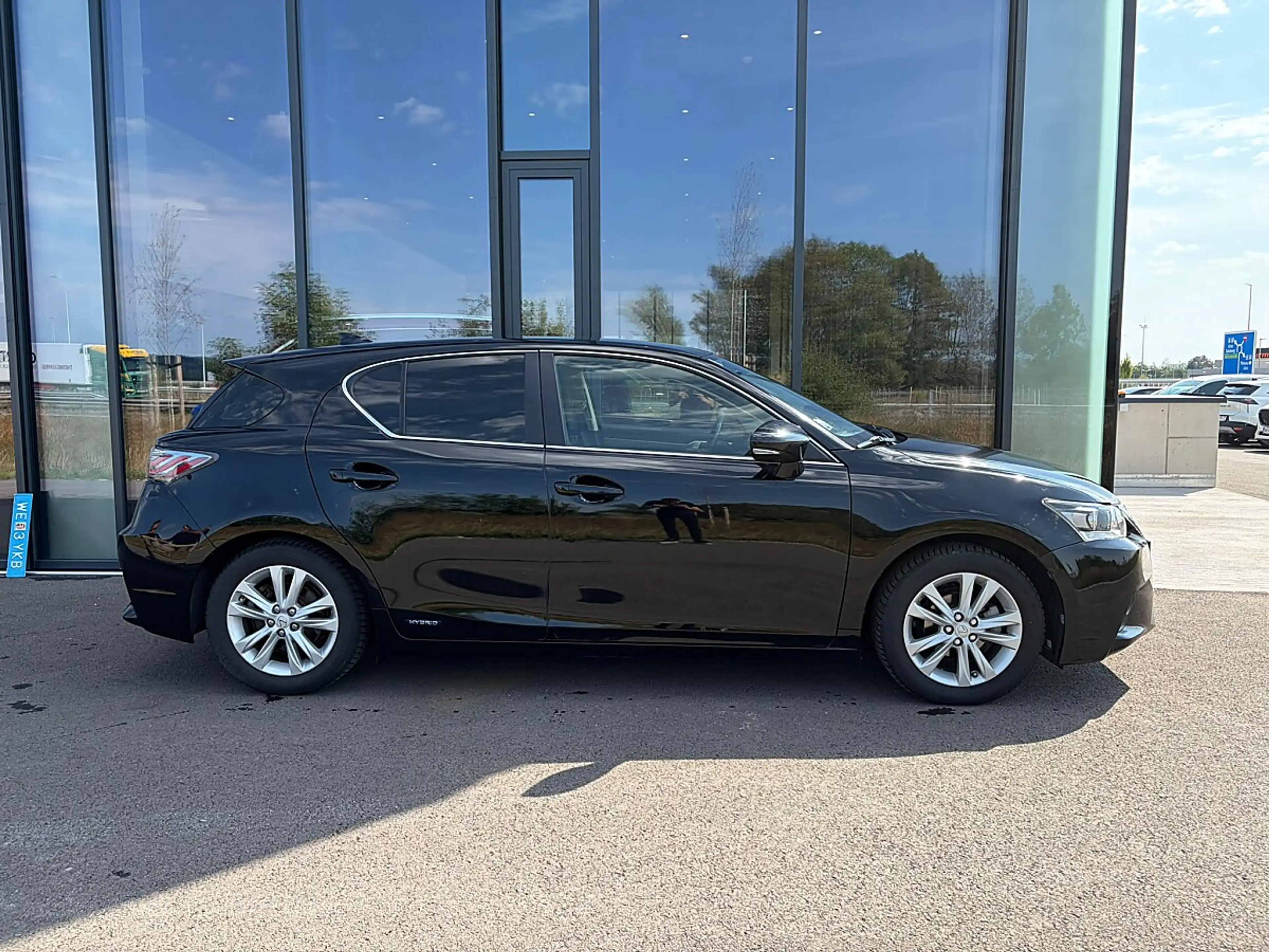 Lexus CT 200h Automatik / NAVI / LEDER — photo 6