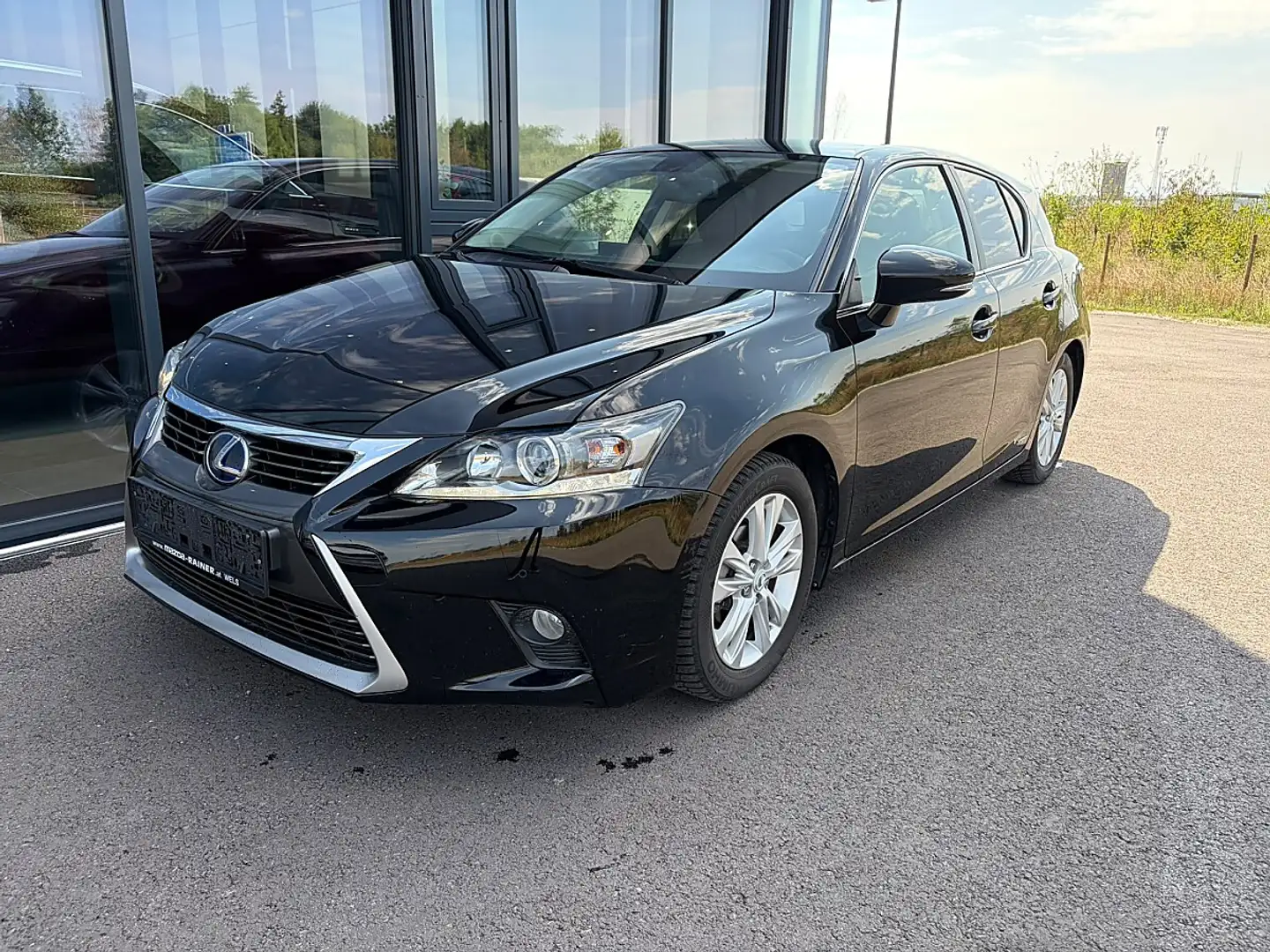 Lexus CT 200h Automatik / NAVI / LEDER Schwarz - 2