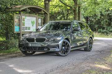 Touring 320eA PHEV Touring *Apple Carplay
