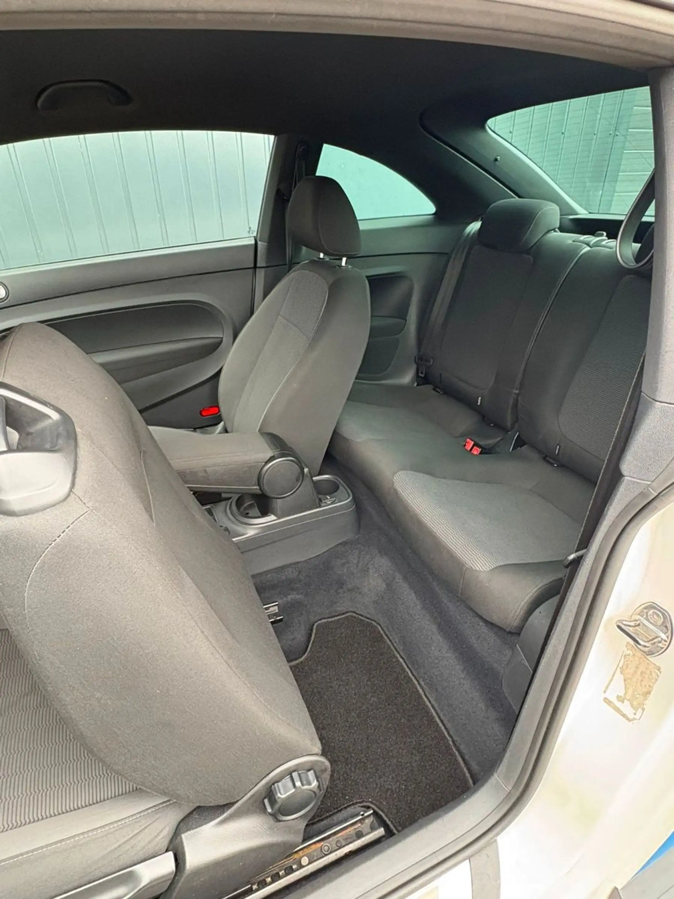 Volkswagen Beetle *Tempomat*Klima*PDC* — photo 15
