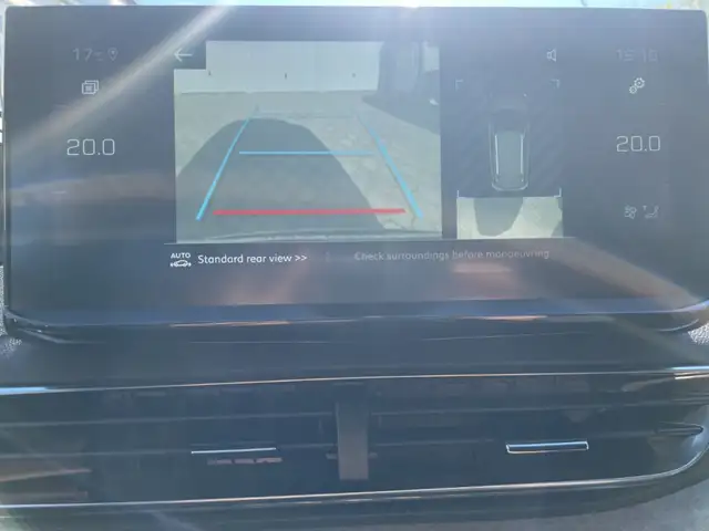 Peugeot 3008 view 17