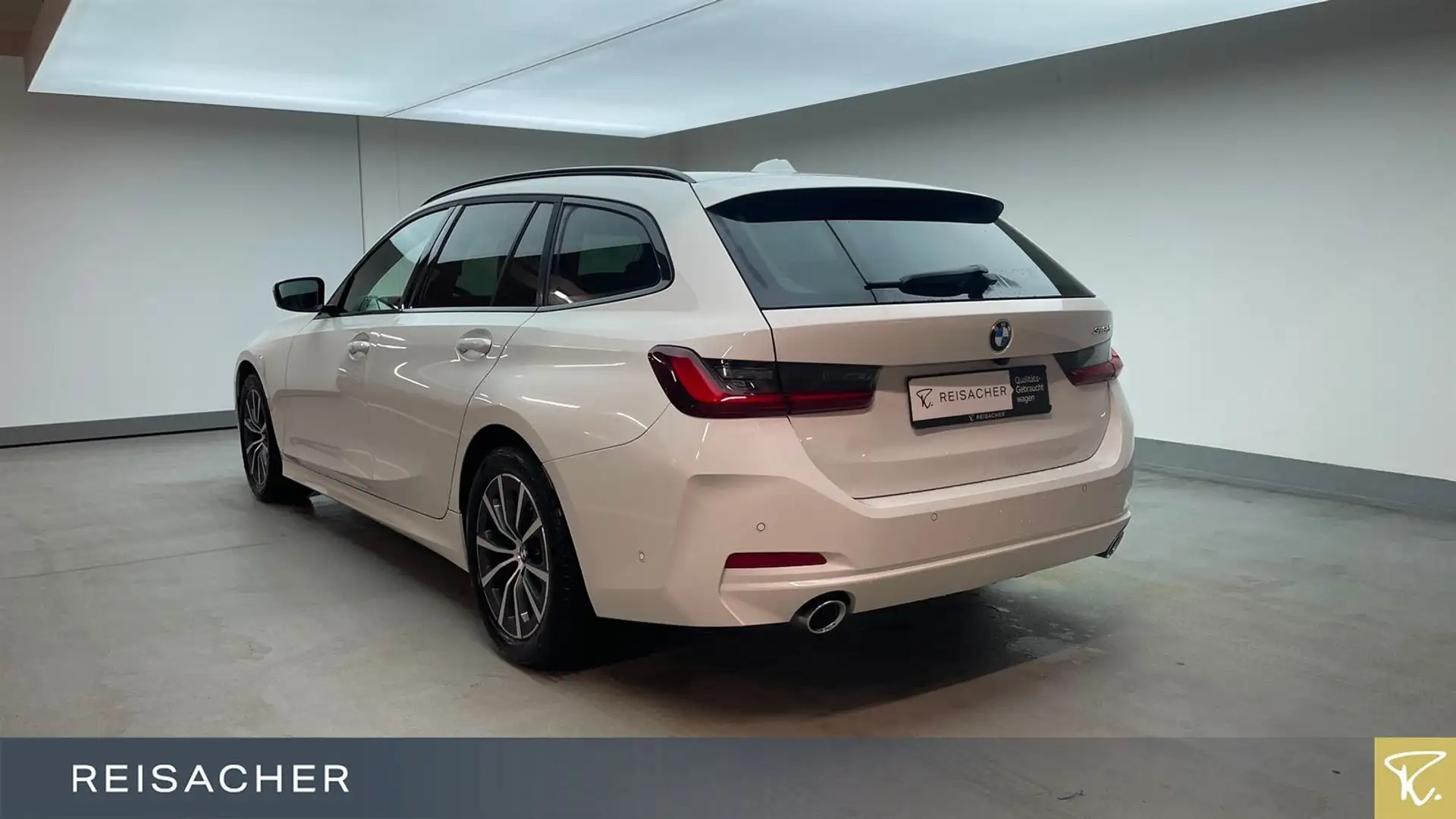 BMW 318 d A Tou LCPorf,HUD,ACC,AHK Weiß - 2